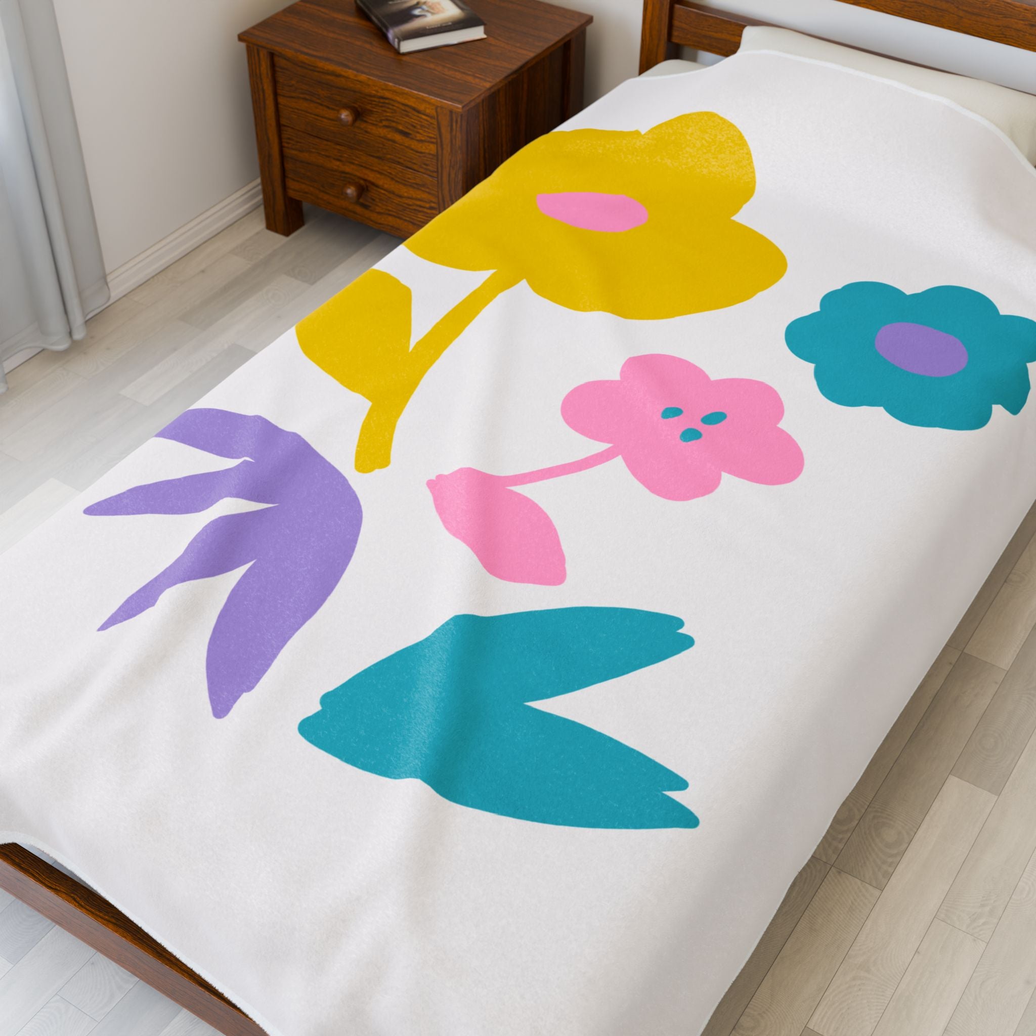 Bright Floral Velveteen Plush Blanket